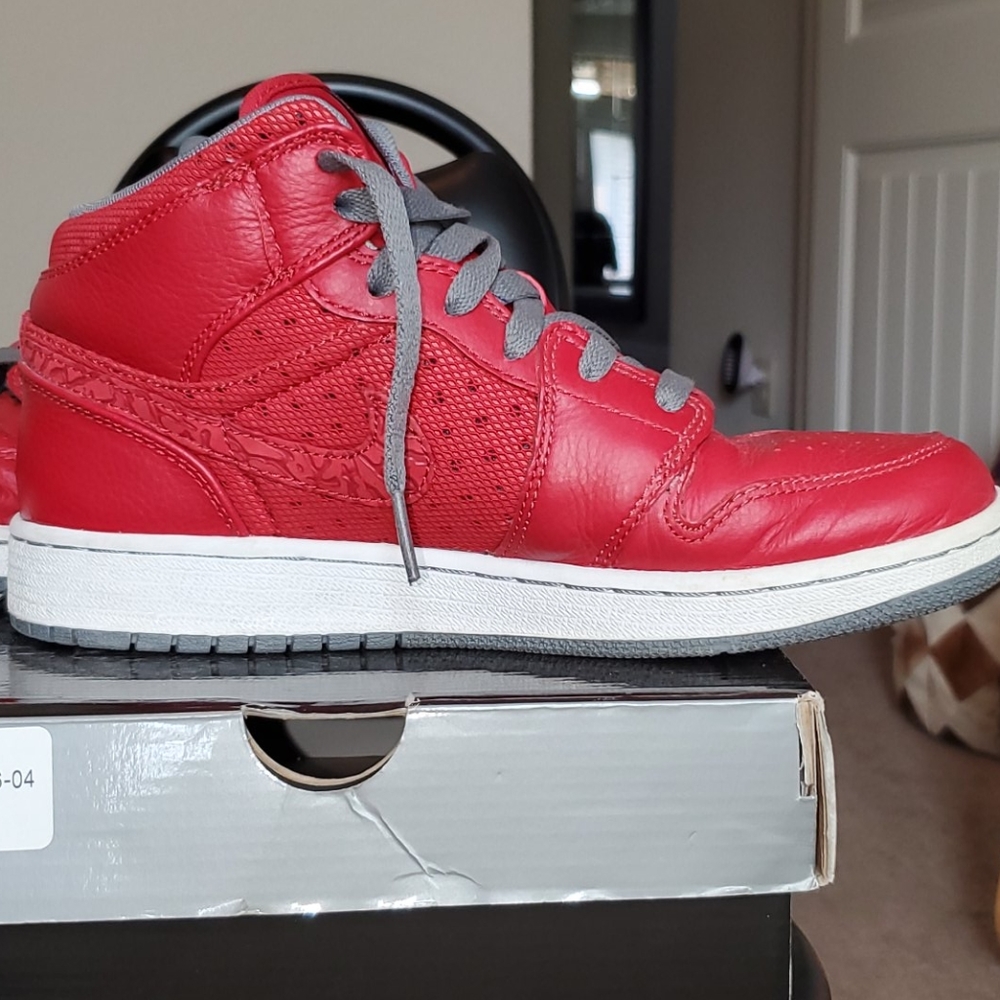 AIR JORDAN 1 PHAT (GS) - Picture 6 of 9